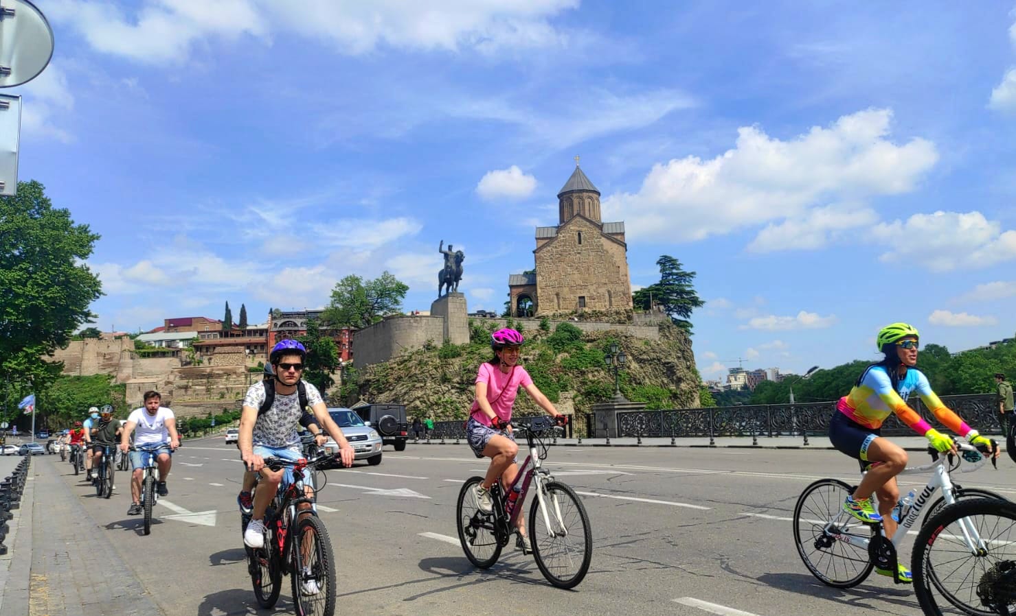 Tbilisi city bike tour — Bridge of Peace and Old Town